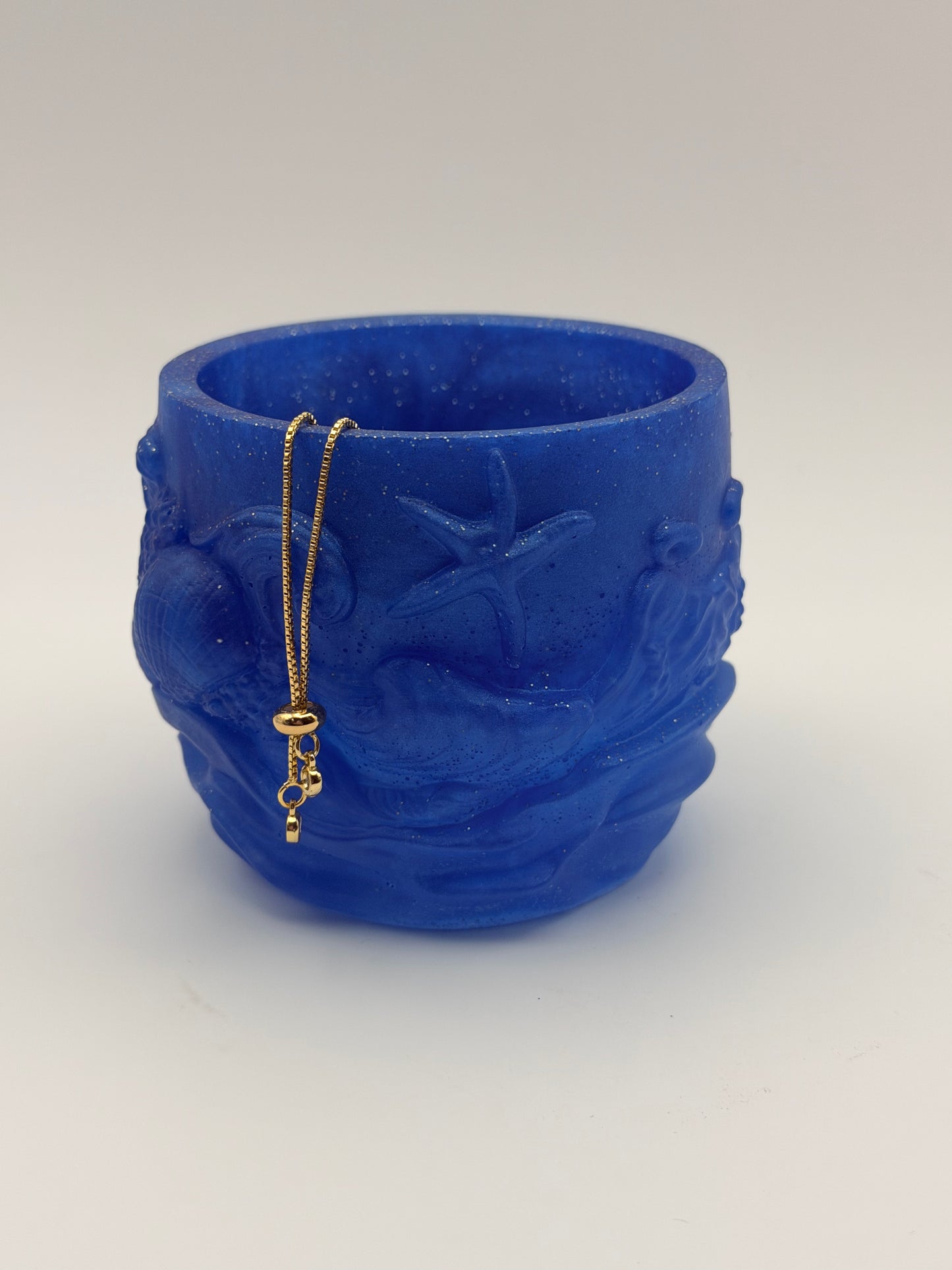 Blue Coastal Vibes Container