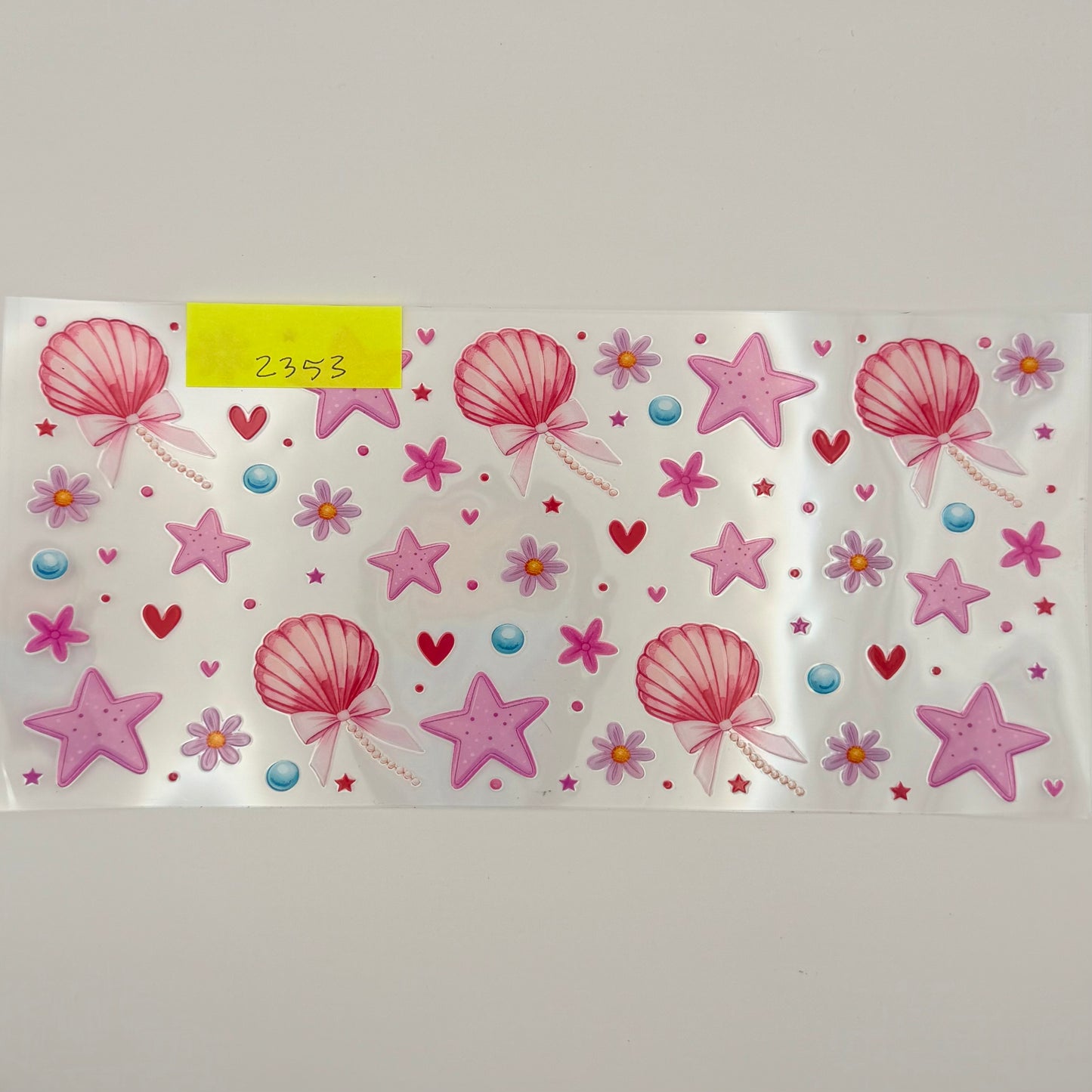shells, starfish and flowers