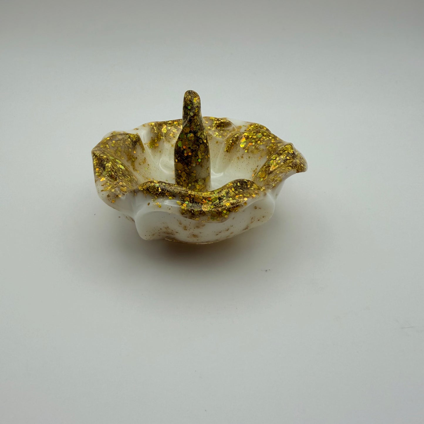 Small Flower Shaped Ring Holder