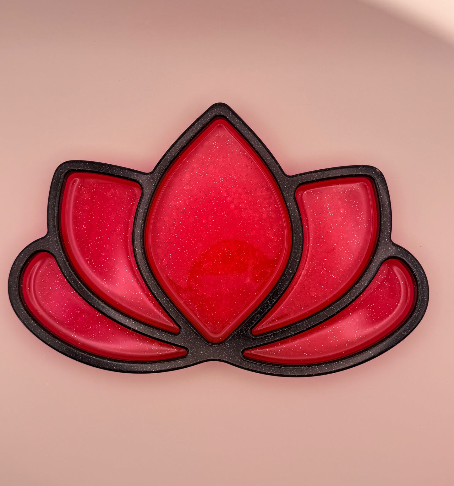 Hot pink and black lotus shaped resin tray