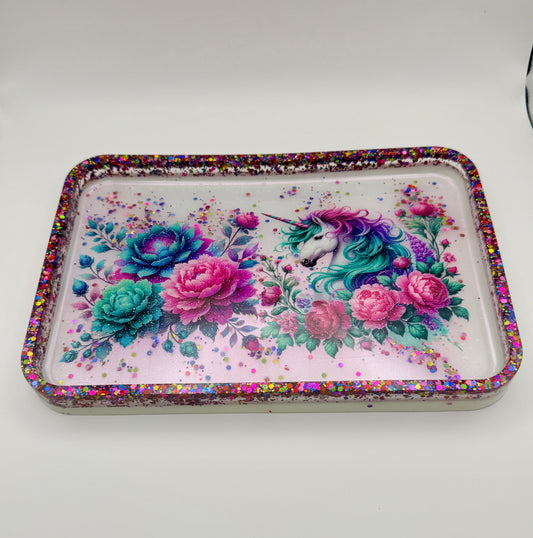 Rectangular-shaped tray with unicorn and flowers