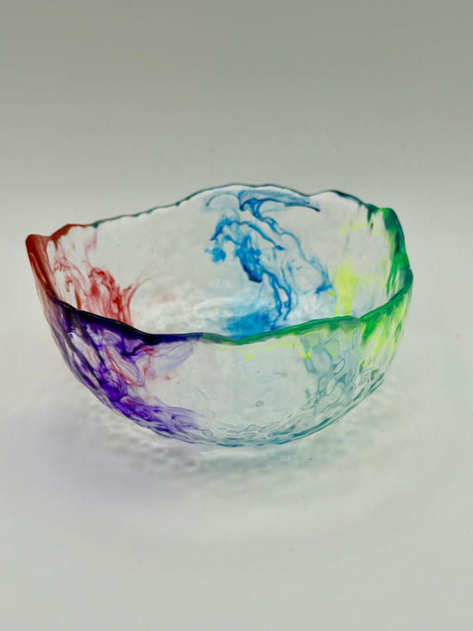 Irregular-shaped small bowl