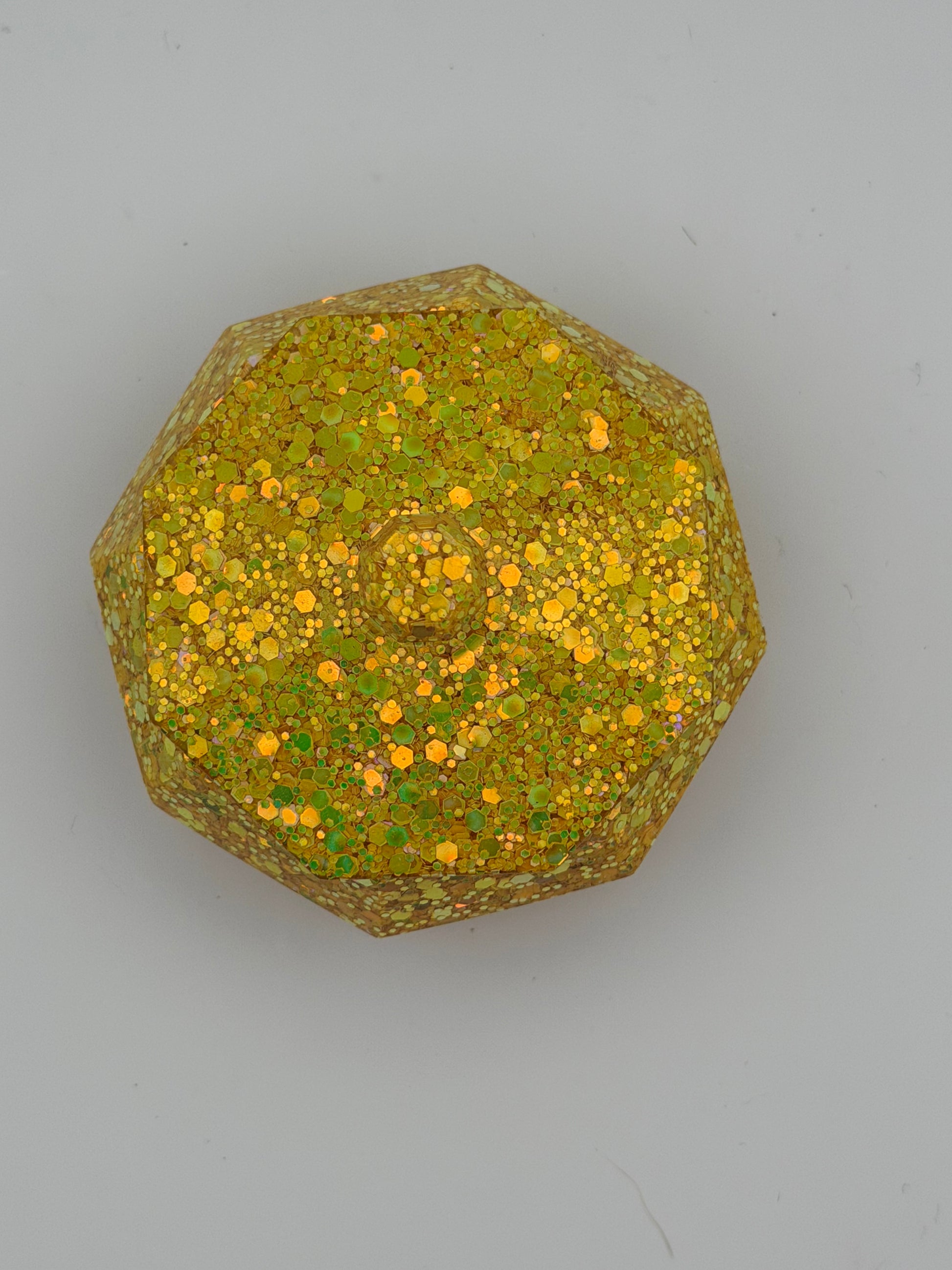 Sparkly small yellow container with lid