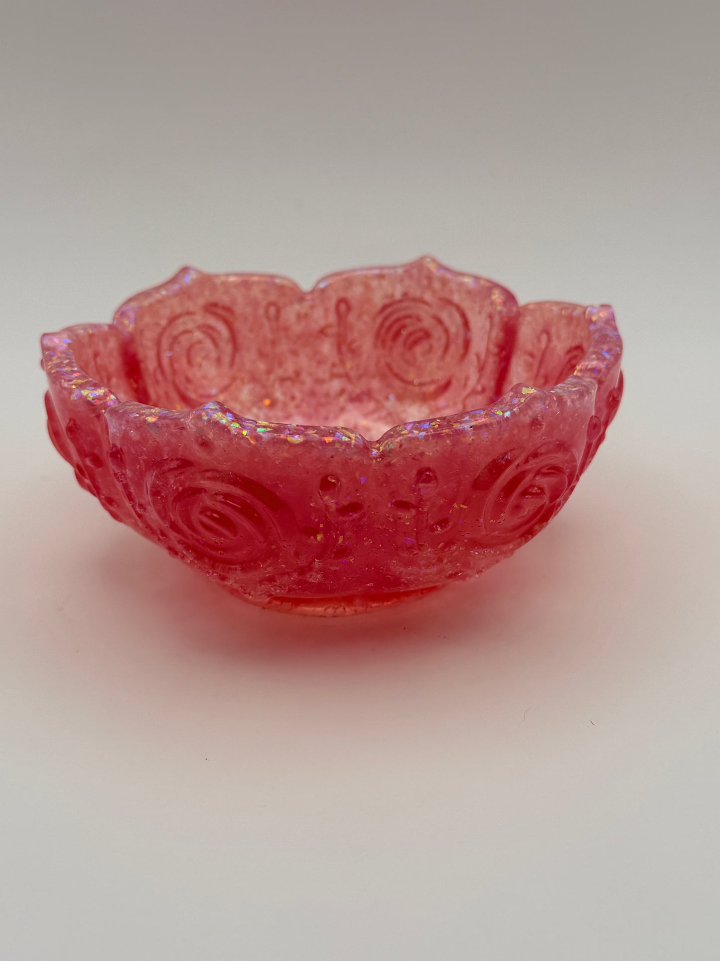 Small flower engraved bowl