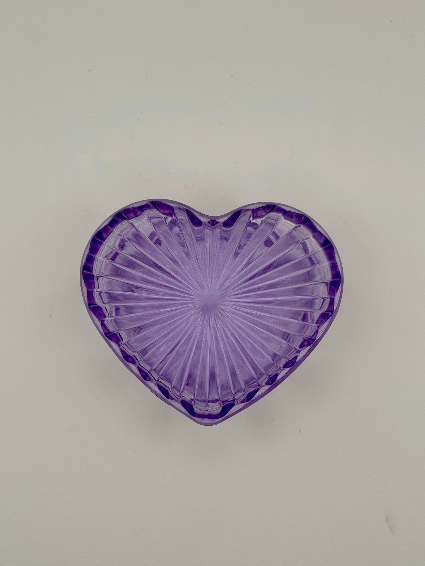 Transparent purple heart-shaped dish with lid