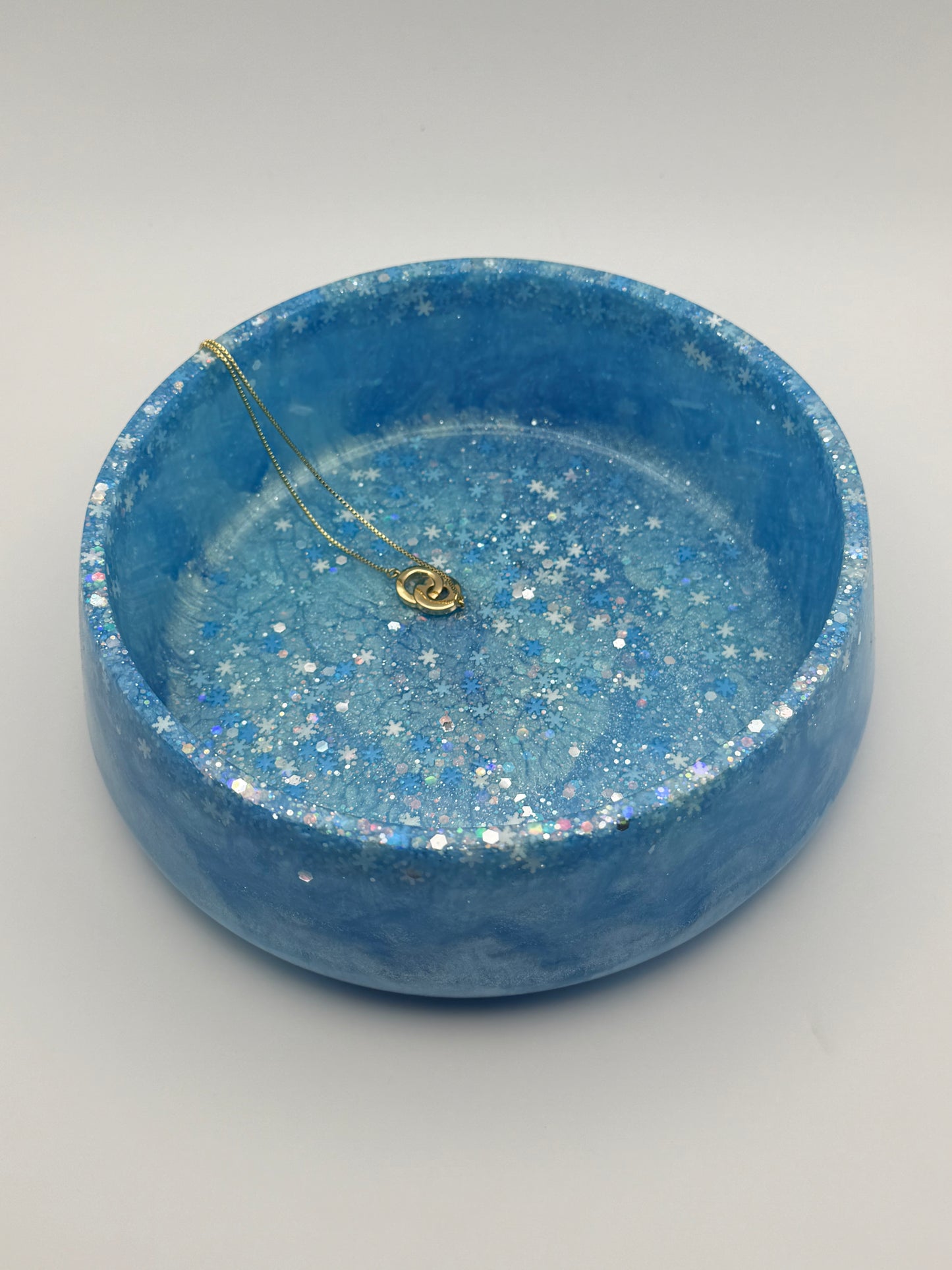 Medium Round Bowl