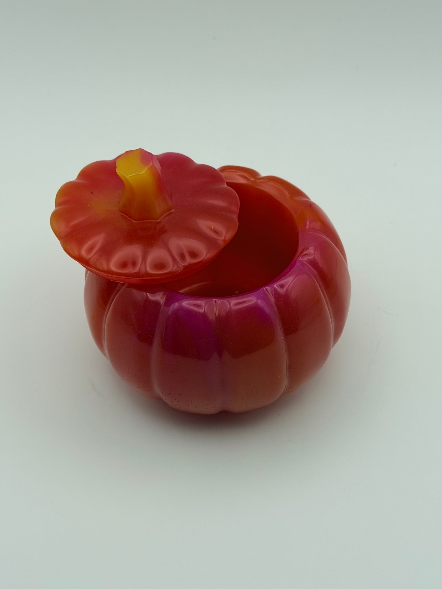 Medium Pumpkin Container with Lid