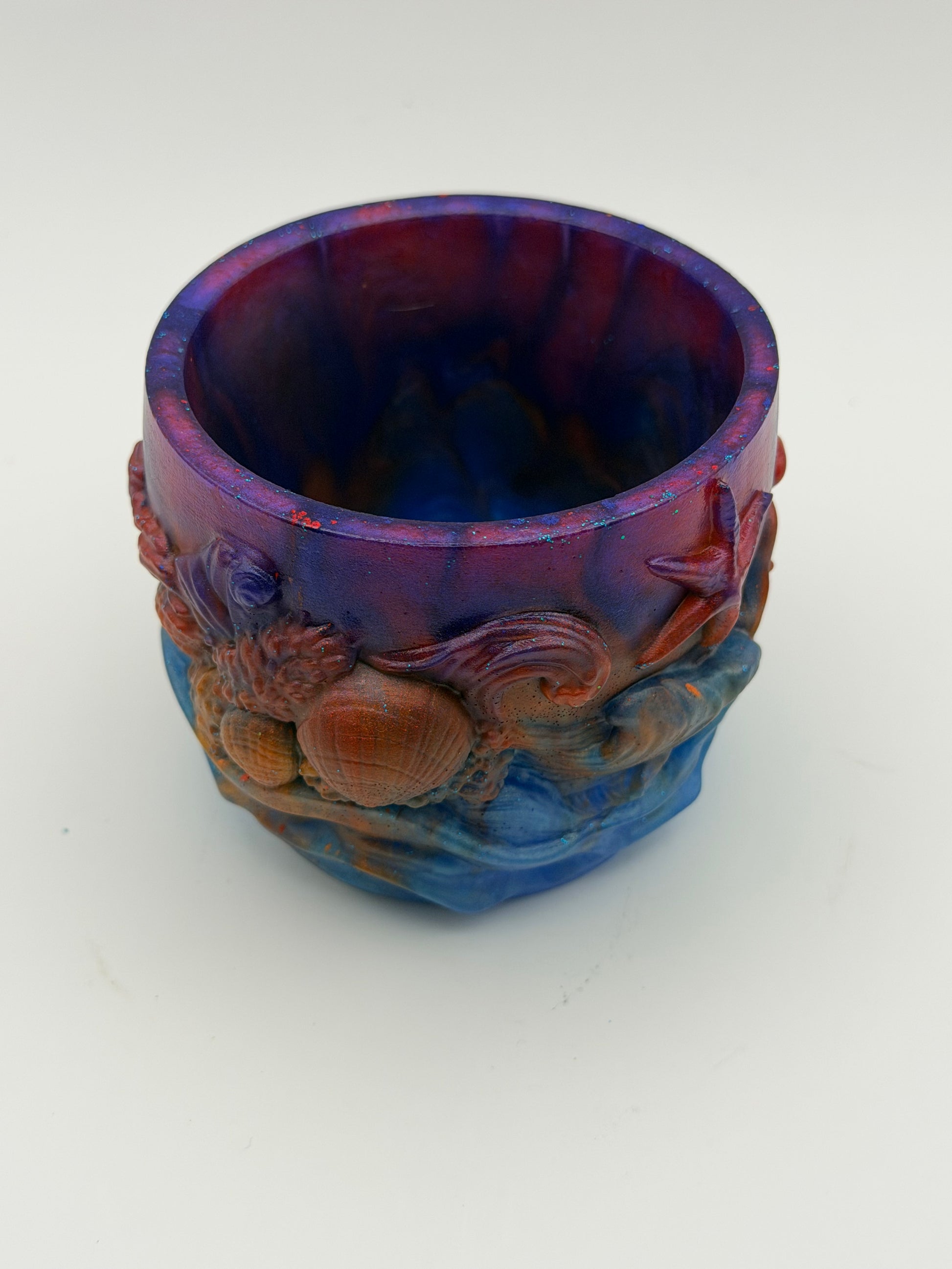 Coastal vibes container