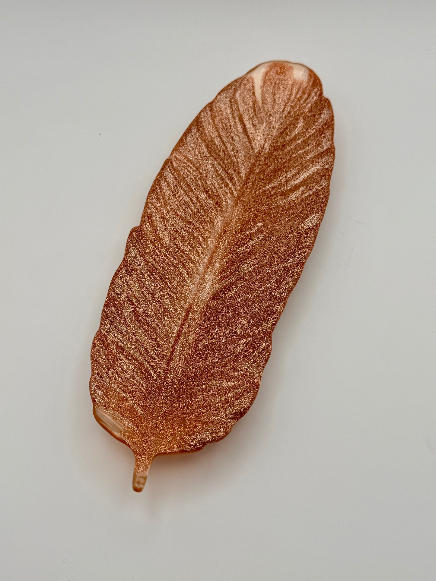 Feather-shaped Dish
