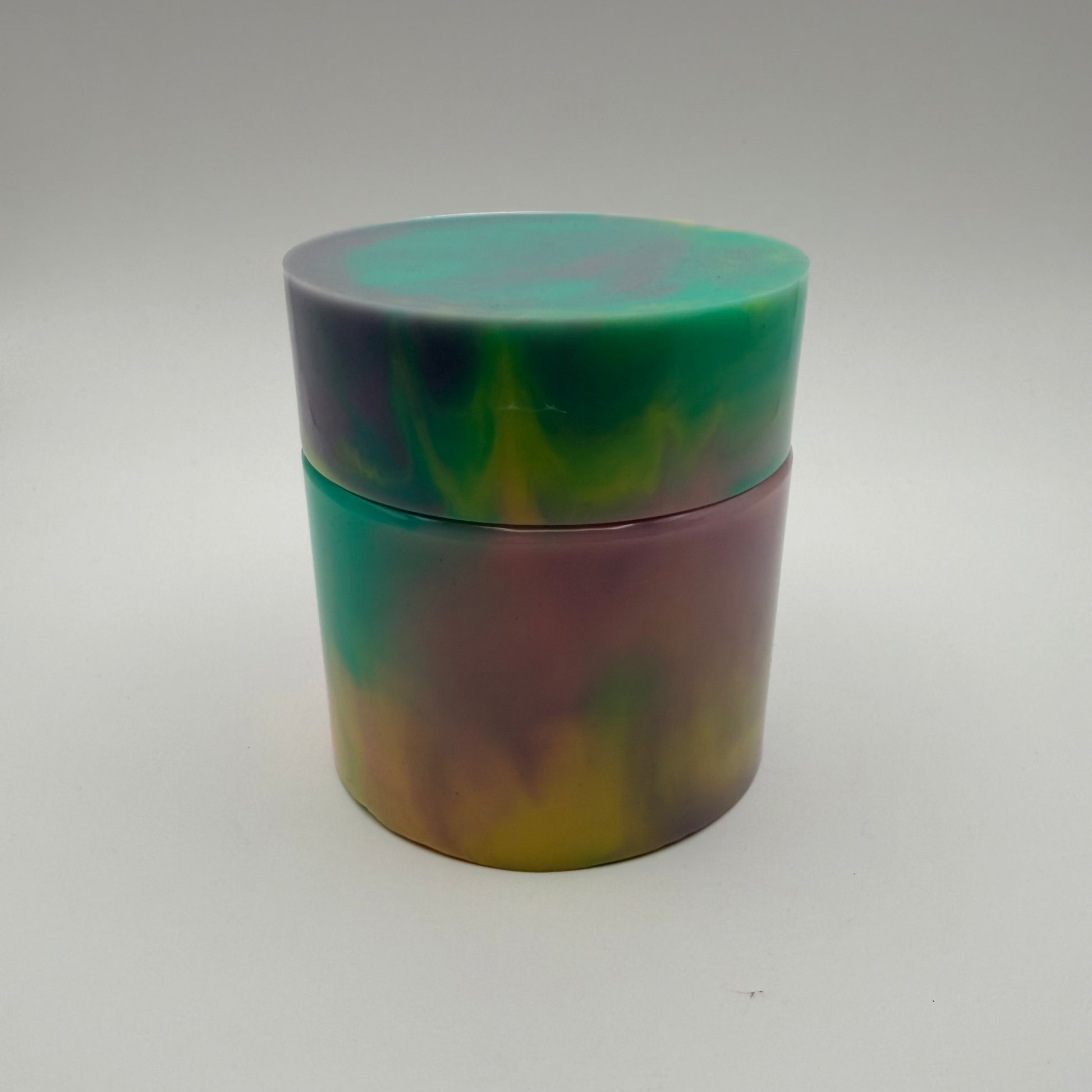 screw top container multicolor