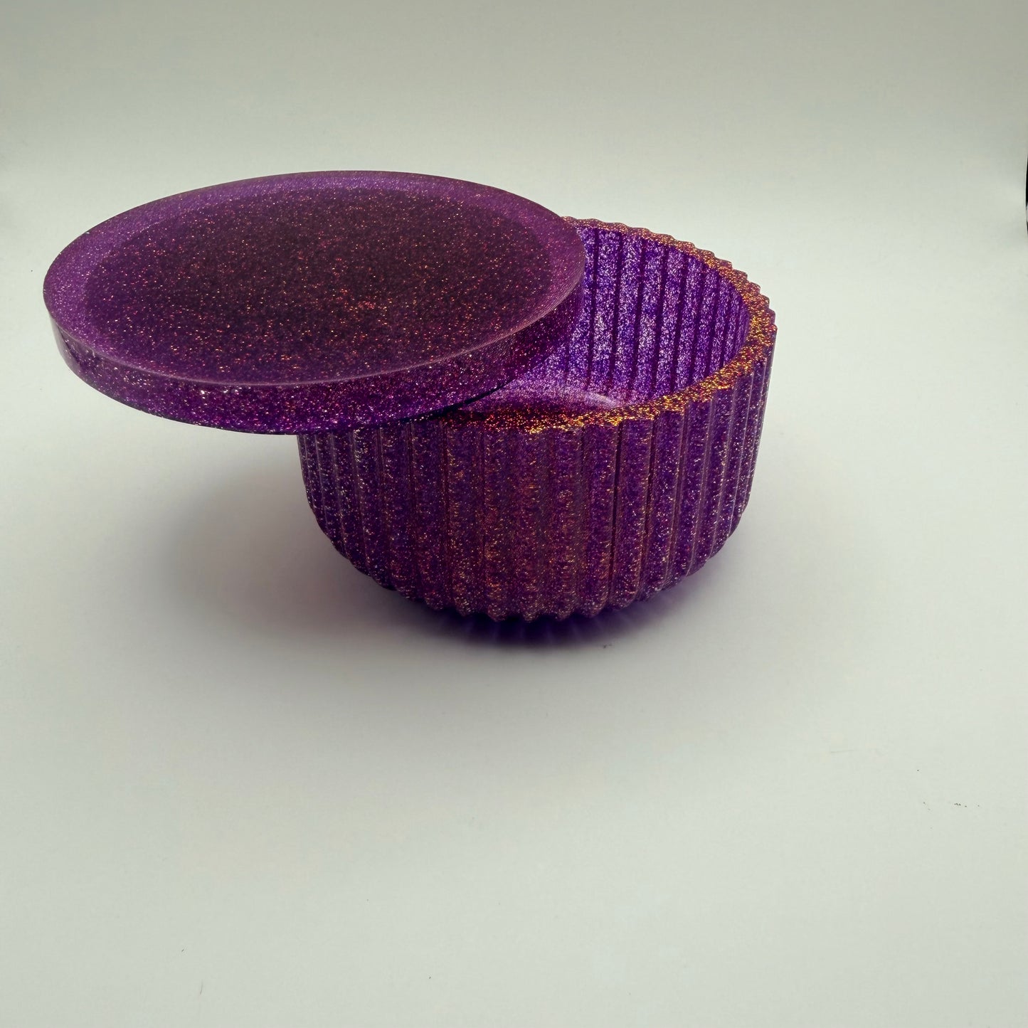 Color-shift Round Container with Lid