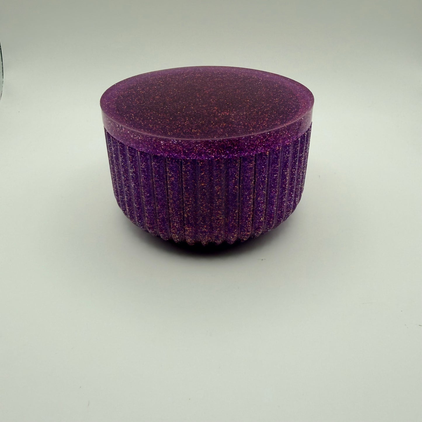Color-shift Round Container with Lid