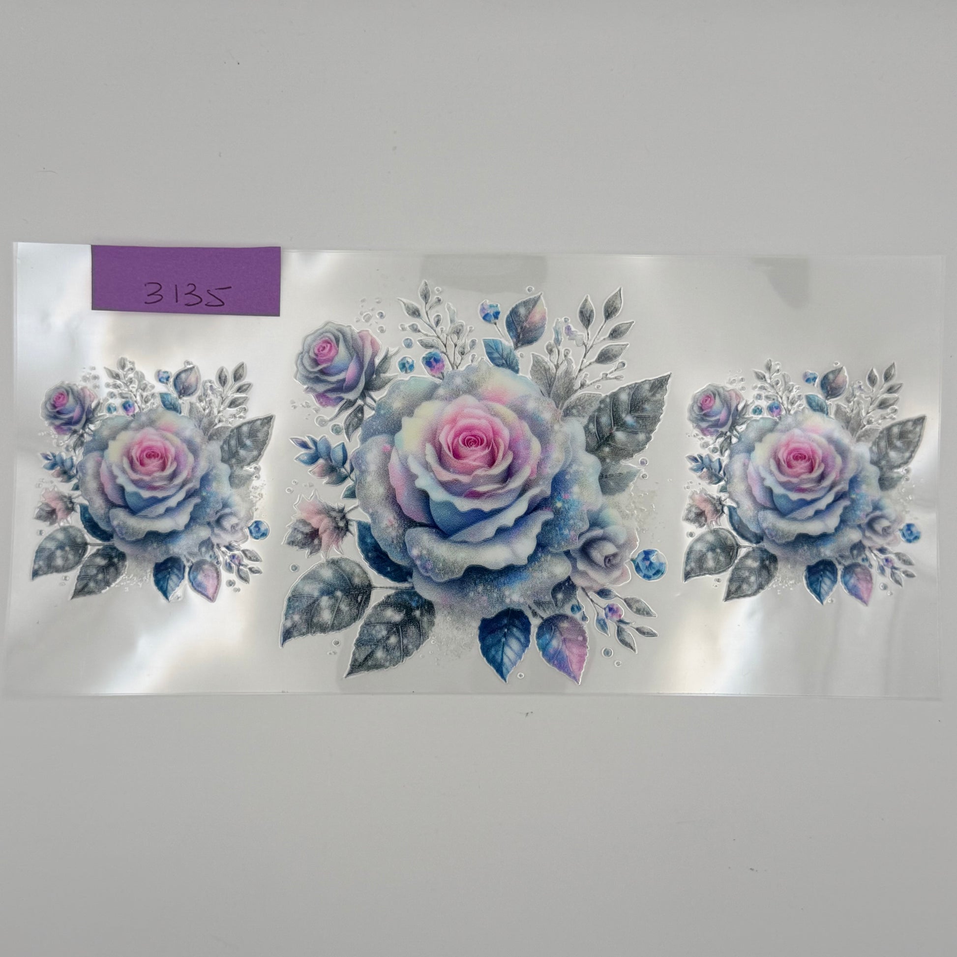 White, pink and gray roses